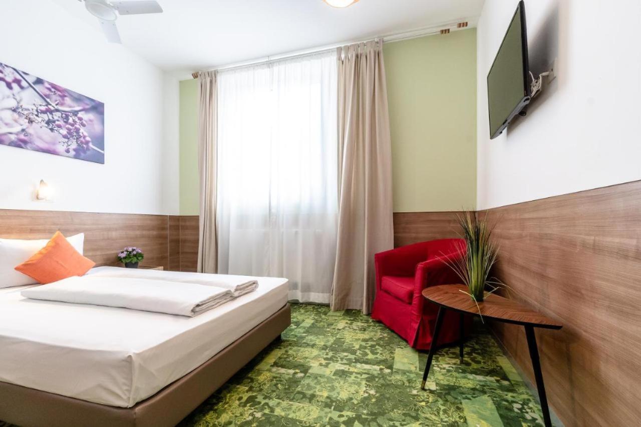 24Seven Apartments - Self Check-In Альтдорф Екстер'єр фото